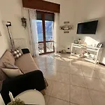 Little House 公寓 勒泽诺