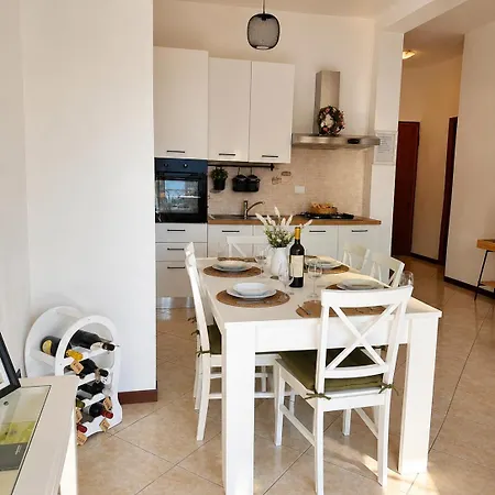 Little House Apartment