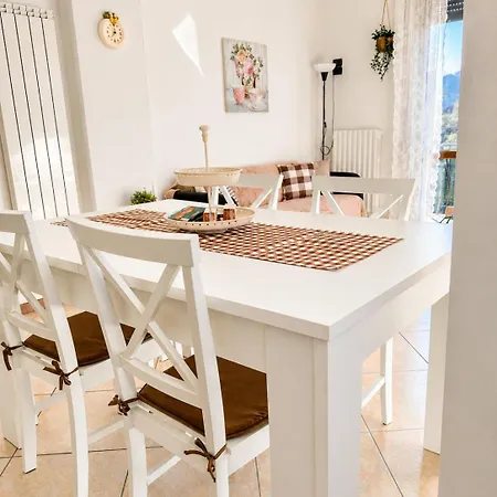 Apartment Little House *