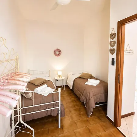 Apartment Little House