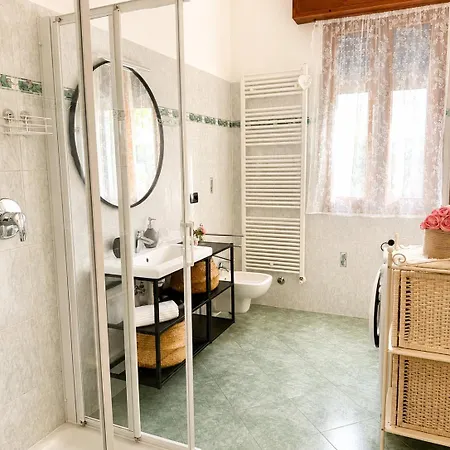 Little House Apartment *