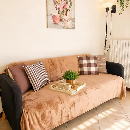 Apartment Little House