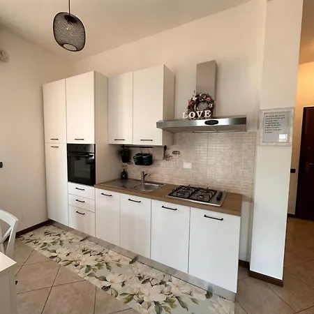 Apartament Little House *